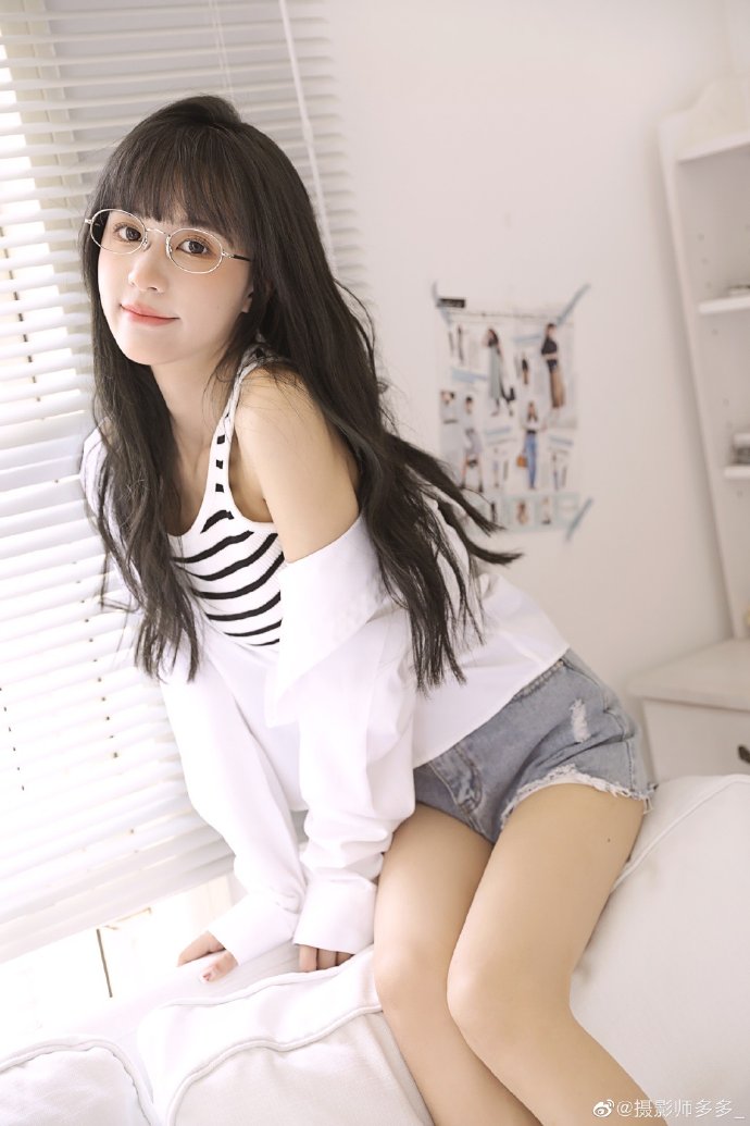 摩登时代 封面